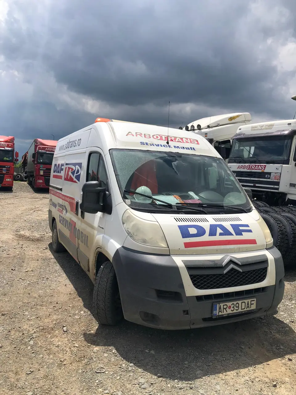 Autoutilitară service DAF